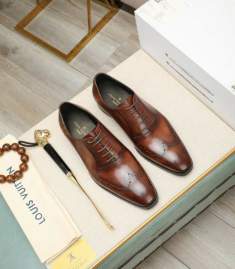 Picture of Louis Vuitton Shoes _SKULVsz38-45mnf051914295